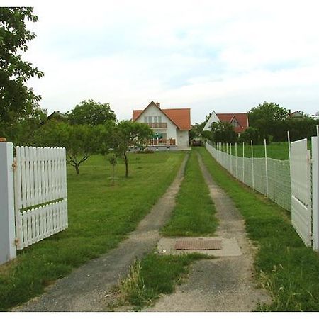 Csiri Vendeghaz Villa Cserszegtomaj Exterior photo